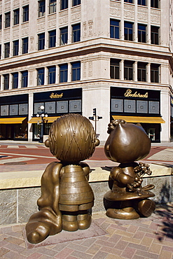 Peanuts comic strip sculptures, Landmark Plaza, St. Paul, Minnesota, United States of America, North America