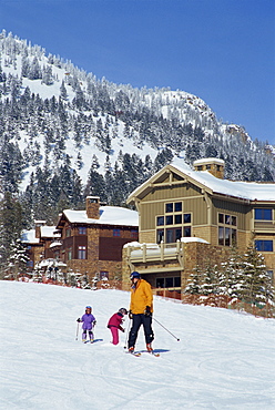 Skiing, Teton Village Resort, Jackson Hole, Grand Teton National Park, Wyoming, United States of America, North America