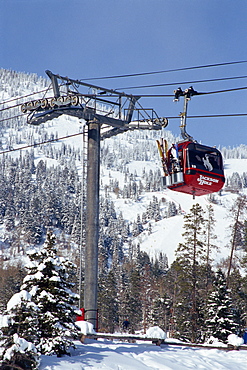 Gondola, Teton Village Resort, Jackson Hole, Grand Teton National Park, Wyoming, United States of America, North America