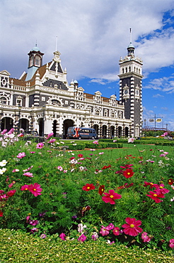 Historic railway station, Dunedin, Otago, South Island, New Zealand, Pacific