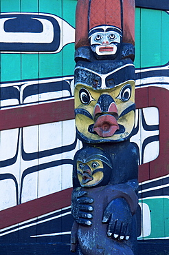 Totem pole, Royal British Columbia Museum, Victoria, British Columbia, Canada, North America