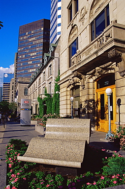 Rue Sherbrooke, Montreal City, Quebec state, Canada, North America