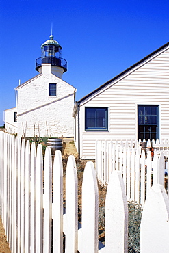 Old Point Loma light and keeper's house, Cabrillo National Monument, San Diego, California, United States of America, North America