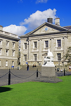 Parlliament Square, Trinity College, City of Dublin, Republic of Ireland, Europe