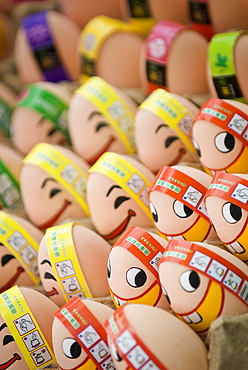 Painted eggs for sale, Dali, Yunnan, China, Asia