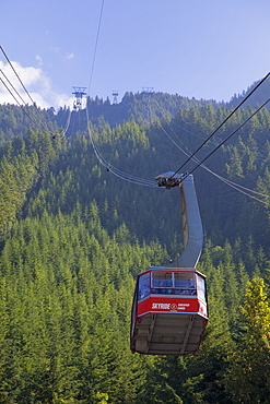 Skyride cable car up to the top of Grouse Mountain, Vancouver, British Columbia, Canada, North America