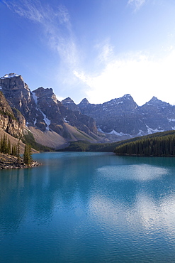 Moraine Lake, Banff National Park, UNESCO World Heritage Site, Alberta, Rocky Mountains, Canada, North America