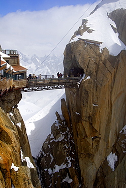 Viewing platform and walkway, Aiguille du Midi, Chamonix-Mont-Blanc, French Alps, France, Europe