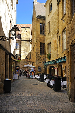 Medieval buildings in the old town, Sarlat, Dordogne, France. Europe