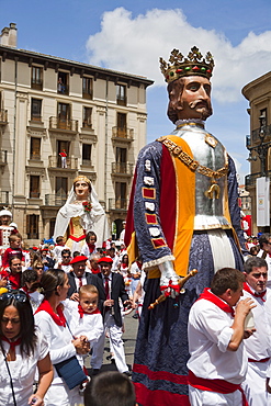 Giants of Pamplona procession, San Fermin Fiesta, Pamplona, Navarra, Spain, Europe