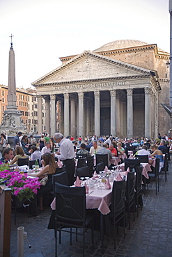 Rotonda Square and Pantheon, Rome, Lazio, Italy, Europe