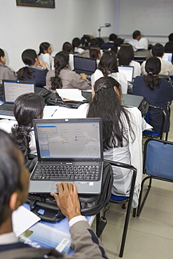 Classroom at Ramaiah Institute of Management Studies, Bangaluru (Bangalore), Karnataka, India, Asia