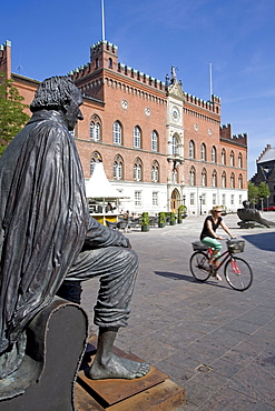 Roedhus, Hans Christian Andersen statue, Odense, Funen, Denmark, Scandinavia, Europe