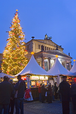 Gendarmen markt Christmas market and Konzert Haus, Berlin, Germany, Europe