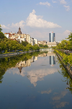 Dambovita River, Bucharest, Romania, Europe