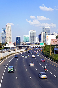 Modern road system leading to the Commercial Centre, Tel Aviv, Israel, Middle East