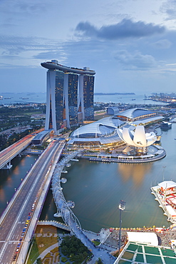 The Helix Bridge and Marina Bay Sands Singapore, Marina Bay, Singapore, Southeast Asia, Asia