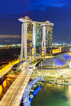 The Helix Bridge and Marina Bay Sands Singapore at night, Marina Bay, Singapore, Southeast Asia, Asia