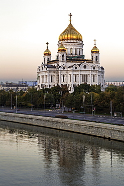 Cathedral of Christ the Saviour and Moskva River, Moscow, Russia, Europe