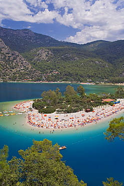 The Blue Lagoon, Bay of Oludeniz, Olu Deniz, near Fethiye, Anatolia, Turkey, Asia Minor, Eurasia