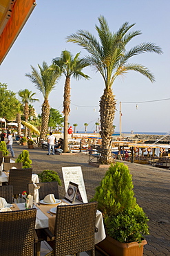 Restaurants and cafes in the resort town of Side, near Antalya, Eastern Mediterranean, Anatolia, Turkey, Asia Minor, Eurasia