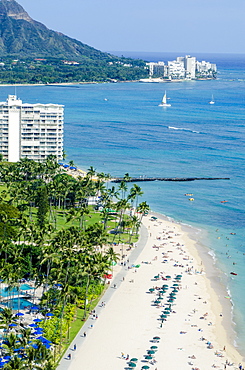 Waikiki Beach and Diamond Head, Waikiki, Honolulu, Oahu, Hawaii, United States of America, Pacific