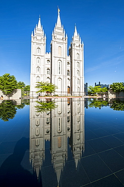 Salt Lake Temple, Temple Square, Salt Lake City, Utah, United States of America, North America