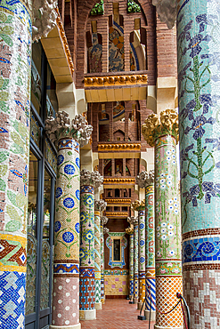 The facade of the Palau de la Musica Catalana (Palace of Catalan Music) concert hall, old city, Barcelona, Catalonia, Spain, Europe