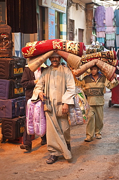 El Souk market, Luxor, Egypt, North Africa, Africa