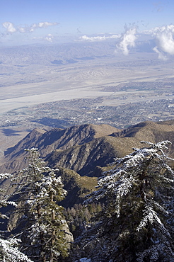 Palm Springs from the top of San Jacinto Peak, Palm Springs, California, United States of America, North America