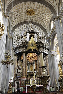 Mexico, Puebla, High altar of the Cathedral.