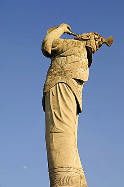 Mexico, Veracruz, Papantla, Statue of Volador de Papantla dancer.