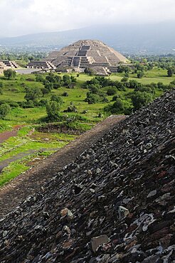 Mexico, Anahuac, Teotihuacan, Pyramid del Sol detail with Pyramid de la Luna beyond.