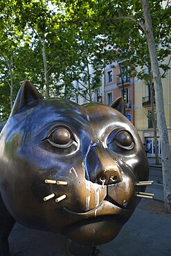 Spain, Catalonia, Barcelona, Rambla del Raval, El Gat bronze statue.