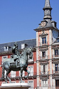 Spain, Madrid, Statue of King Philip III in the Plaza Mayor.