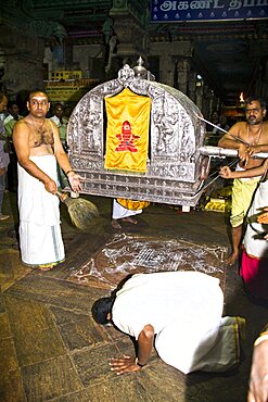 Evening procession carrying Shiva to bedroom of Meenakshi, Meenakshi Temple, Madurai, Tamil Nadu, India