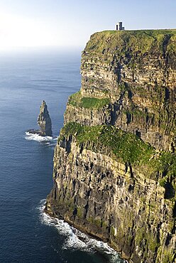 Ireland, County, Clare, Cliffs of Moher, The cliffs tower over the Atlantic Ocean for 8 kilometres along the coastline