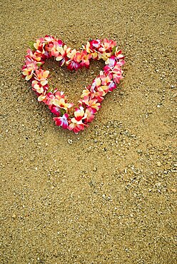 Heart shaped lei on Waikiki beach, Oahu Island, Hawaii, United States of America