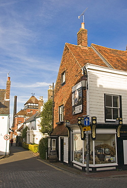 Harvey's Brewery shop on Cliffe High Street, with the Brewery behind, Lewes, East Sussex, England, United Kingdom, Europe