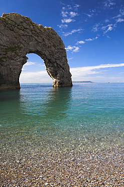 Summer afternoon besides Durdle Door, Jurassic Coast, UNESCO World Heritage Site, Dorset, England, United Kingdom, Europe