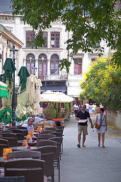 Outdoor cafes in Historic Quarter, Bucharest, Romania, Europe