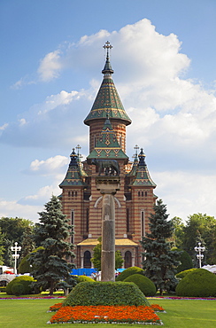 Metropolitan Cathedral in Piata Victoriei, Timisoara, Banat, Romania, Europe 