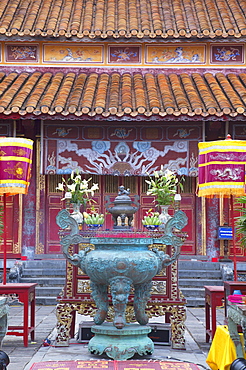 Mieu Temple inside Imperial Palace in Citadel, UNESCO World Heritage Site, Hue, Thua Thien-Hue, Vietnam, Indochina, Southeast Asia, Asia