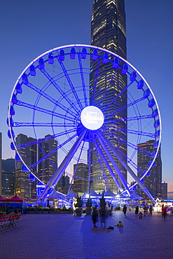 Ferris wheel at dusk, Central, Hong Kong Island, Hong Kong, China, Asia