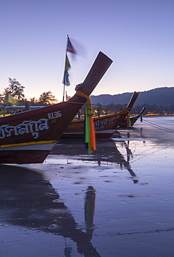 Kata Beach at dawn, Phuket, Thailand, Southeast Asia, Asia