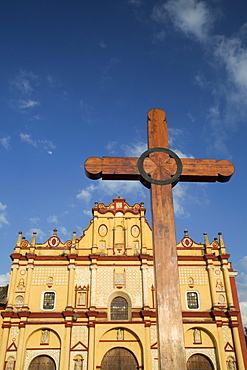 Wooden cross in front of the Cathedral of San Cristobal, founded in 1528, San Cristobal de las Casas, Chiapas, Mexico, North America