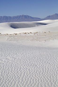 White Sands National Monument, world's largest gypsum dunefield, New Mexico, United States of America, North America