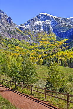 Fall colours, Telluride, Western San Juan Mountains in the background, Colorado, United States of America, North America