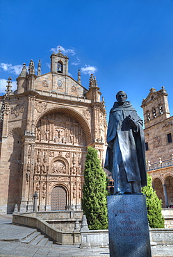 Statue of Francisco de Vitoria in foreground, Saint Stephen's Convent, Salamanca, UNESCO World Heritage Site, Castile y Leon, Spain, Europe