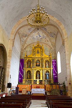 Altar with original frescoes, Former Convent San Miguel Arcangel, founded 1541 AD, Route of the Convents, Mani, Yucatan, Mexico, North America